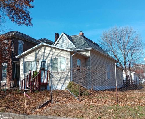 1121 Avenue E, Fort Madison, IA, 52627-2740 | Card Image