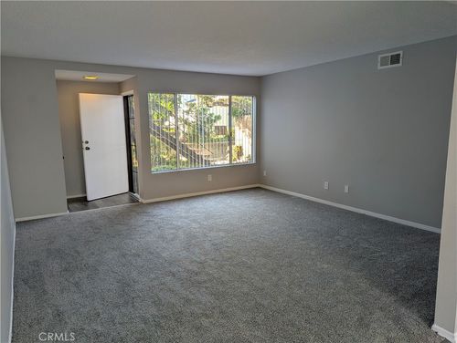 b-17031 Pinehurst Ln, Huntington Beach, CA, 92647 | Card Image
