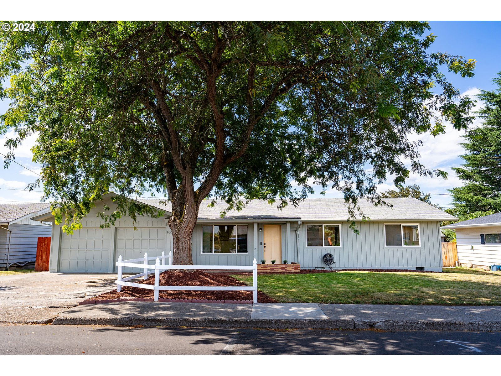 32nd Ave, Salem, OR 97301 #1