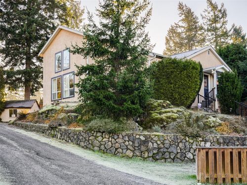 668 Charmar Cres, Langford, BC, V9B5W2 | Card Image