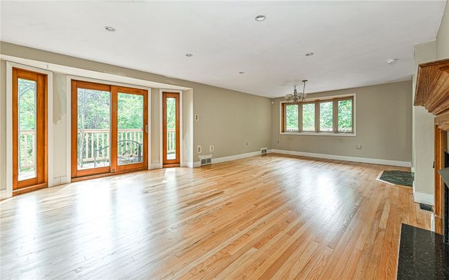 116 Parkfel Ave, House other with 2 bedrooms, 2 bathrooms and 2 parking in Mccandless PA | Image 9