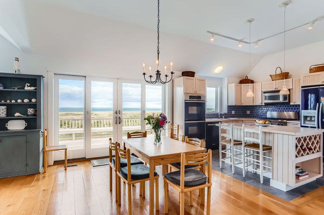 370 Lighthouse Rd, House other with 4 bedrooms, 3 bathrooms and null parking in Aquinnah MA | Image 20