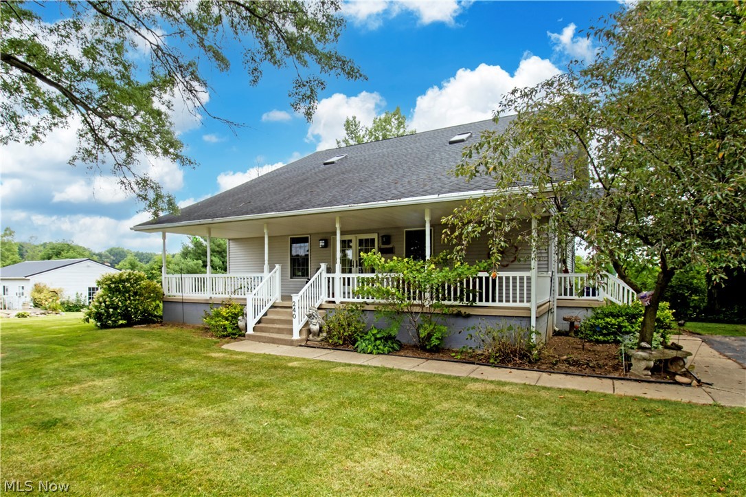 Hutton Rd, Wooster, OH 44691