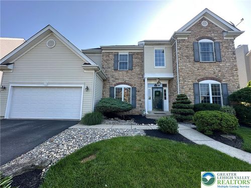 1989 Strathmore Dr, Macungie, PA, 18062-8227 | Card Image