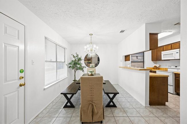 1370 Stevenage Ln, House other with 3 bedrooms, 2 bathrooms and 2 parking in Channelview TX | Image 14
