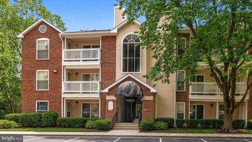 301a-1513 Lincoln Way, MCLEAN, VA, 22102-5872 | Card Image