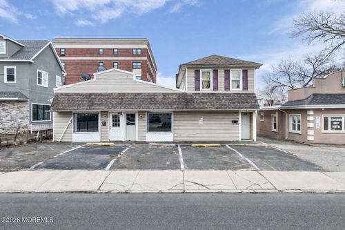 369 Carr Ave, Keansburg, NJ, 07734-1419 | Card Image