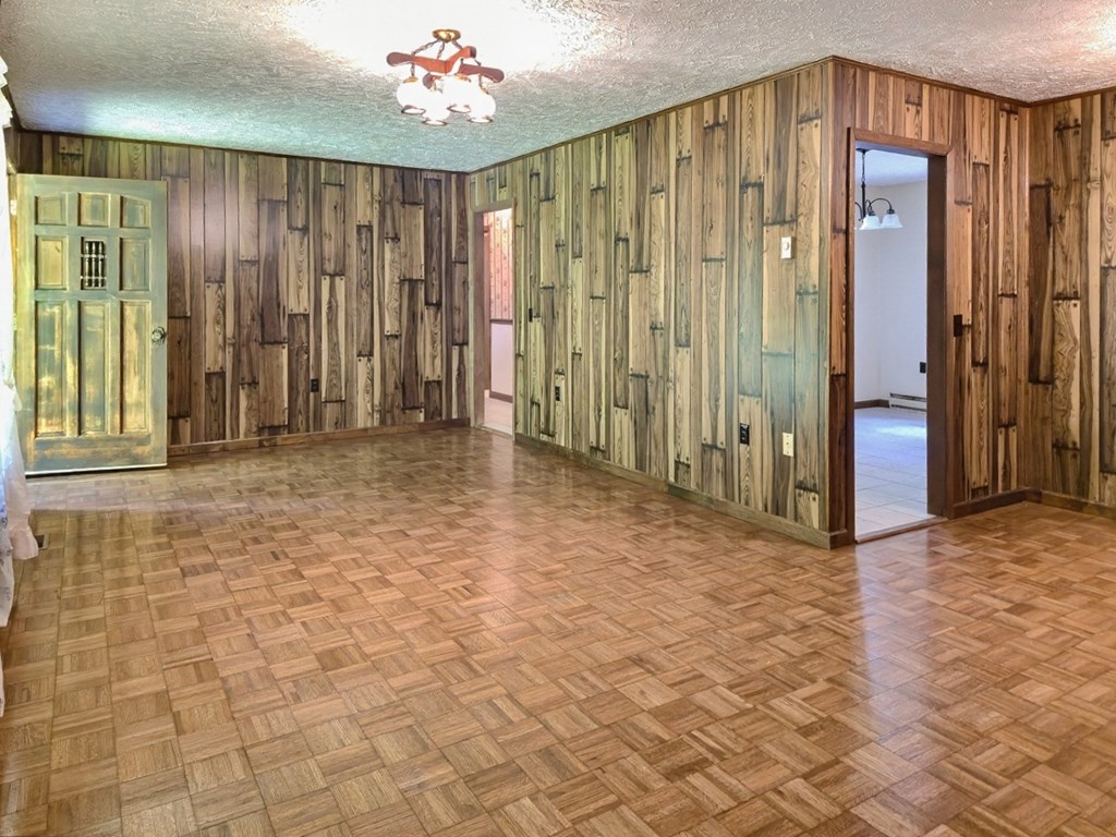 Residential in Richlands 5