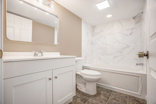 4655 Christopher Pines Dr, Condo with 3 bedrooms, 3 bathrooms and null parking in Clarkston MI | Image 19