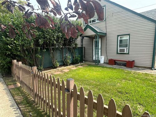272 Lincoln Blvd, Long Beach, NY, 11561-3632 | Card Image