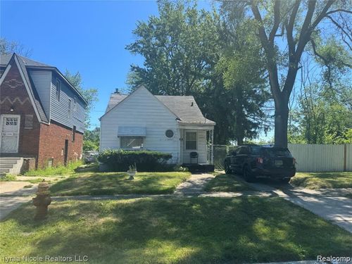 11668 Winthrop St, Detroit, MI, 48227-1768 | Card Image