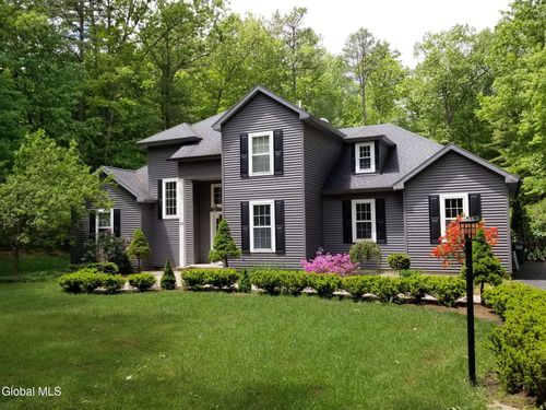 29 Barrington Dr, Gansevoort, NY, 12831-1133 | Card Image