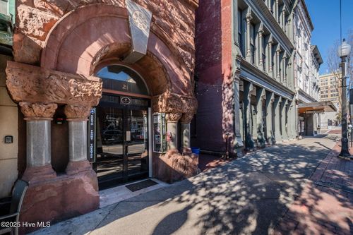 apt-3b3-21 N Front St, Wilmington, NC, 28401-4893 | Card Image