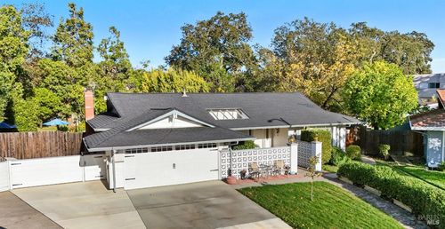 477 Meadowview Ct, Vacaville, CA, 95688-4219 | Card Image