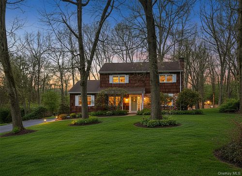 16 Relyea Ter, Wappingers Falls, NY, 12590-5825 | Card Image
