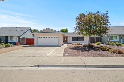 676 Colusa Way, Livermore, CA, 94551-1510 | Card Image