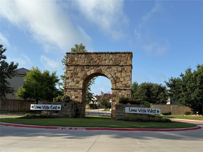 37E - 352 Circle Way, House other with 3 bedrooms, 3 bathrooms and 2 parking in Jarrell TX | Image 33