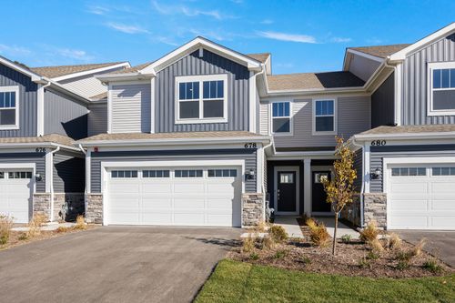 0-678 Cassia Ct, Crystal Lake, IL, 60012-2313 | Card Image