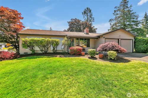 17004 137th Pl Se, Renton, WA, 98058-7003 | Card Image