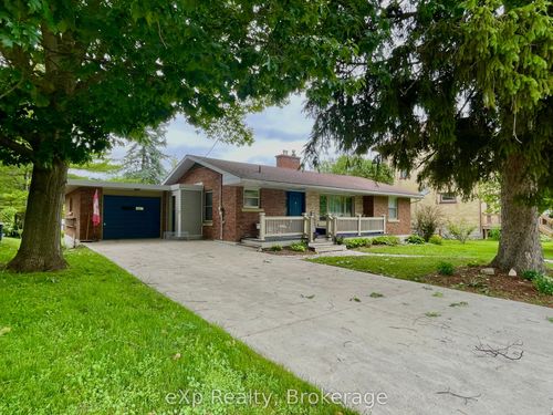 410 Cayley St, Walkerton, ON, N0G2V0 | Card Image