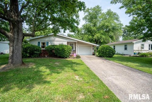 705 S Hadfield St, Marion, IL, 62959-3551 | Card Image