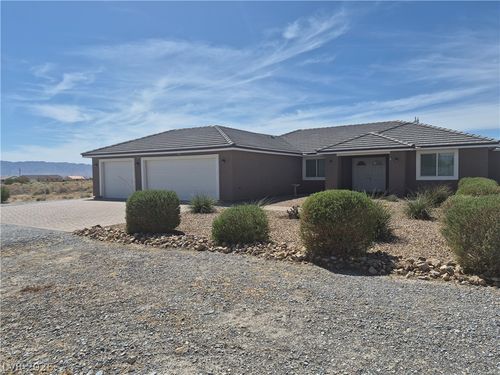 2360 Mallard Ave, Pahrump, NV, 89048-6264 | Card Image