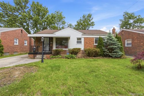 397 Longfellow St, Inkster, MI, 48141-1143 | Card Image
