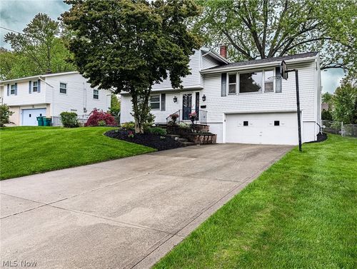 9386 Gettysburg Drive, Twinsburg, OH, 44087 | Card Image