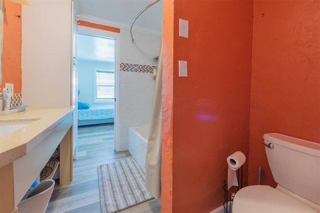 111 Annette Ct, House other with 3 bedrooms, 2 bathrooms and 2 parking in Angleton TX | Image 14