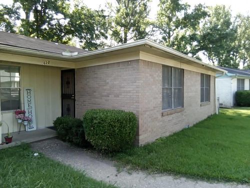 624-622-624 Newcastle Dr, Sherwood, AR, 72120-5025 | Card Image