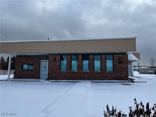 9644 E Center St, Windham, OH, 44288-1050 | Card Image