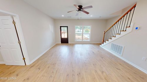 293 Redbud Ln, Dyersburg, TN, 38024-6566 | Card Image