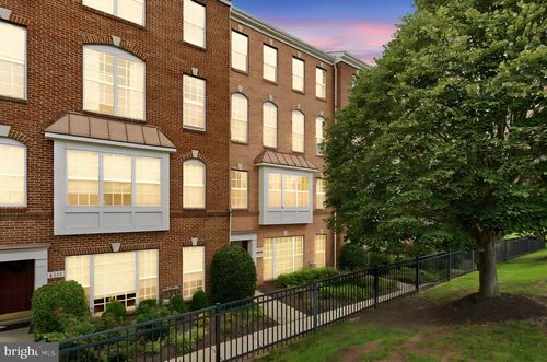 6311 Iris Meadow Ln, HAYMARKET, VA, 20169-6237 | Card Image