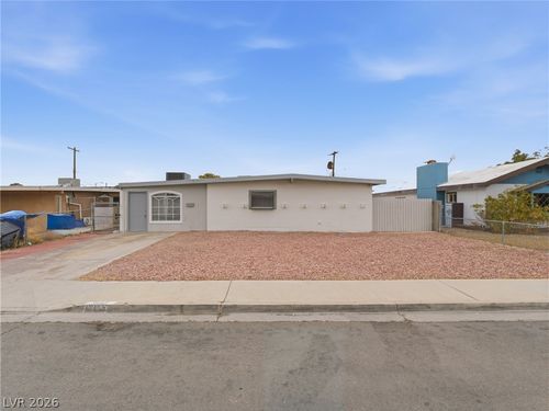 5132 Hallet Dr, Las Vegas, NV, 89122-6633 | Card Image