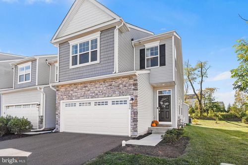 336 Ridgewood Dr, ROYERSFORD, PA, 19468-2891 | Card Image