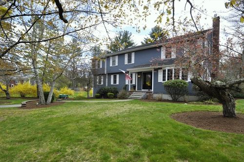 81 Amber Dr, East Bridgewater, MA, 02333-1423 | Card Image
