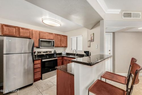 25103-5751 N Kolb Rd, Tucson, AZ, 85750-0873 | Card Image