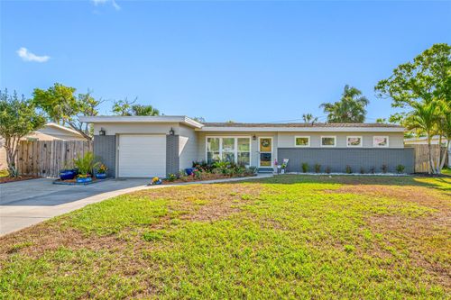 8335 Robin Road, SEMINOLE, FL, 33777 | Card Image