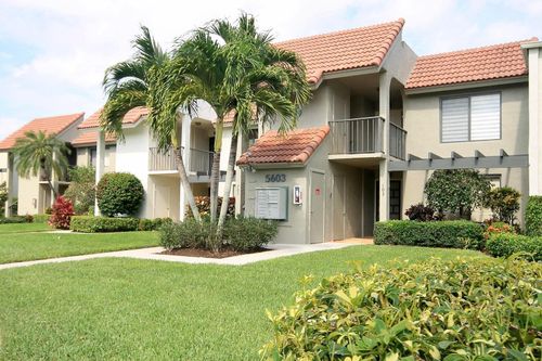 204-5603 Fairway Park 204 Drive, Boynton Beach, FL, 33437 | Card Image
