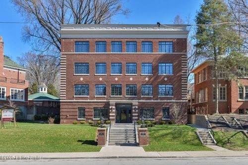 2-1411 Willow Ave, Louisville, KY, 40204-1437 | Card Image