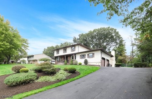 44 Winding Way, Parsippany, NJ, 07054-1227 | Card Image