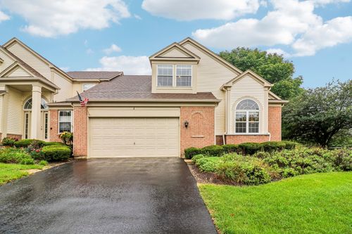1 Waterfront Ct, Algonquin, IL, 60102-6832 | Card Image