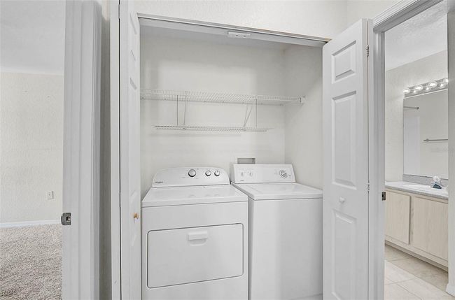 APT-204 - 8827 Manor Loop, Condo with 2 bedrooms, 2 bathrooms and null parking in Lakewood Ranch FL | Image 20
