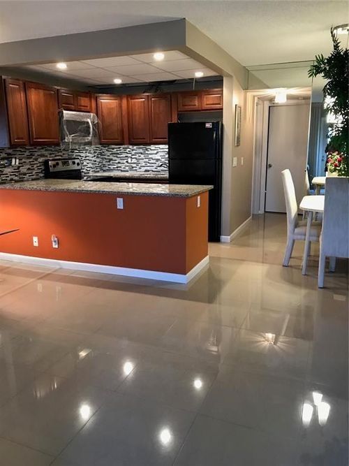 25-25 Newport B, Deerfield Beach, FL, 33442-2637 | Card Image