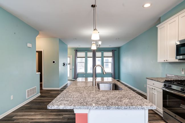 435 Wright St, Condo with 3 bedrooms, 3 bathrooms and null parking in Wixom MI | Image 12