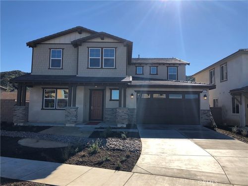 33833 Edge Ln, Temecula, CA, 92592-3481 | Card Image