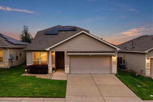 6905 Vail Ridge St, Austin, TX, 78744-3319 | Card Image