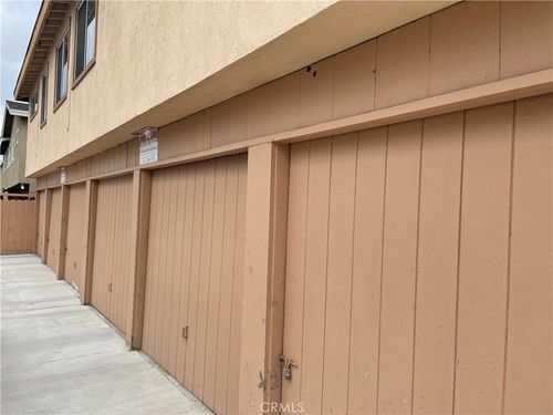 apt-4-988 Valencia St, Costa Mesa, CA, 92626-5731 | Card Image