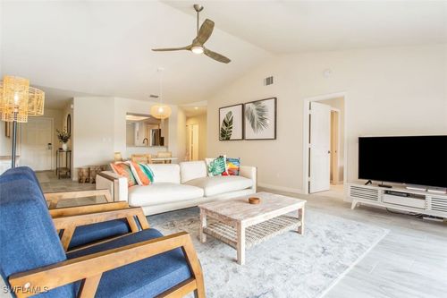 6-606-6240 Bellerive Ave, NAPLES, FL, 34119-4200 | Card Image