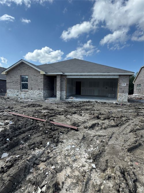 230 Teton St, Greenville, TX, 75402-8027 | Card Image
